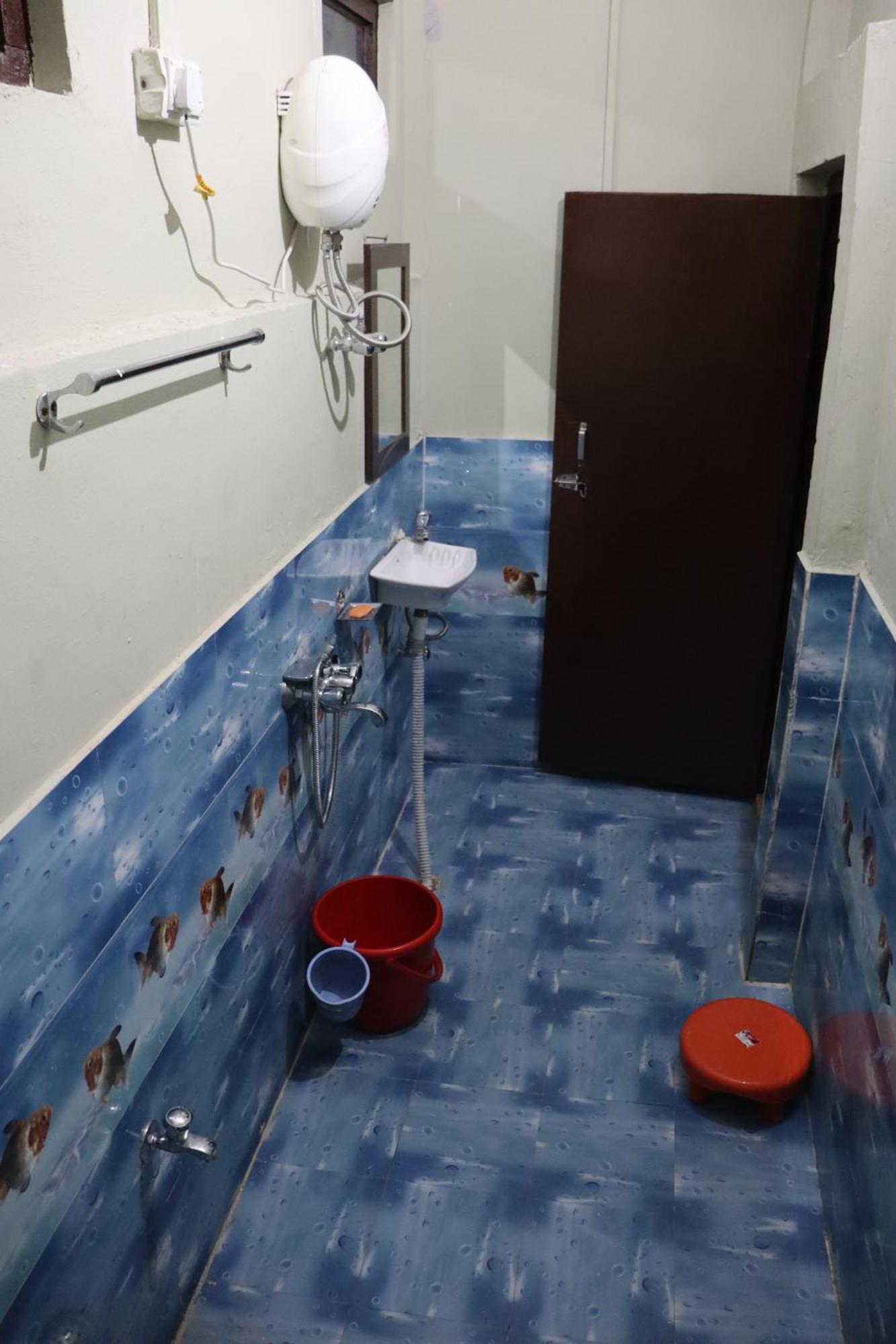 Shanti Home Stay Chaukori Екстериор снимка